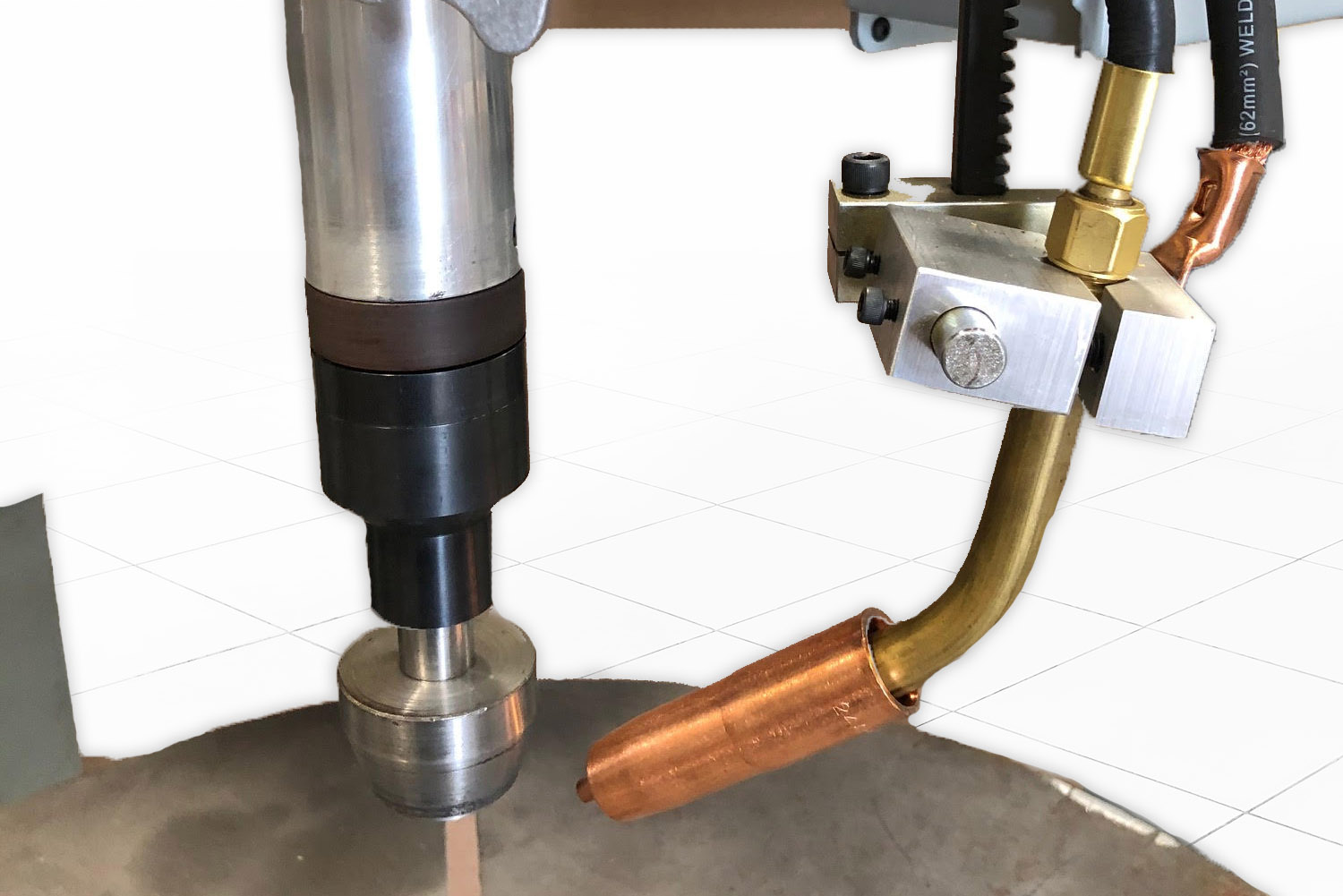 GMAW welding nozzle automated welder